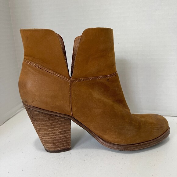 Vince Camuto Helyn Bootie Ankle Boots Tan Brown Leather Stacked Heel Women's 6 M - Picture 6 of 12